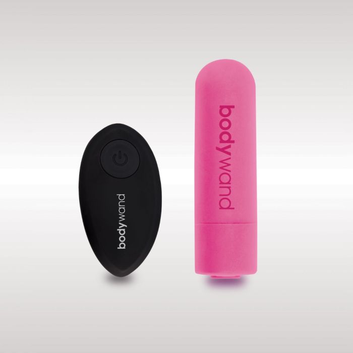 Bodywand vibrator and remote